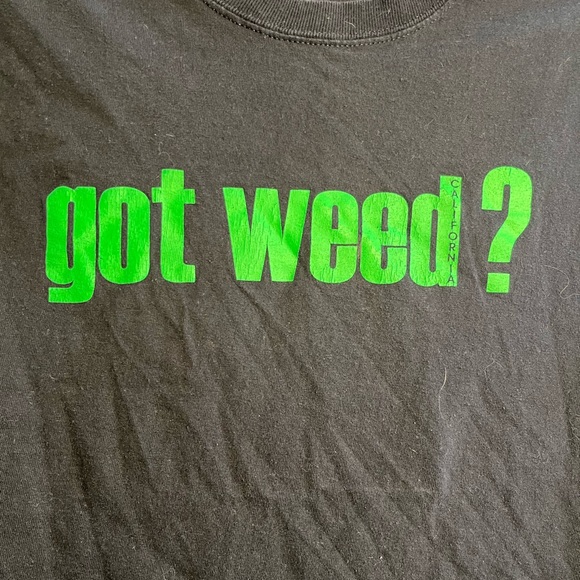 Port and Company Black and Green Short Sleeve Tee SZ S Got Weed California Print - Picture 3 of 10